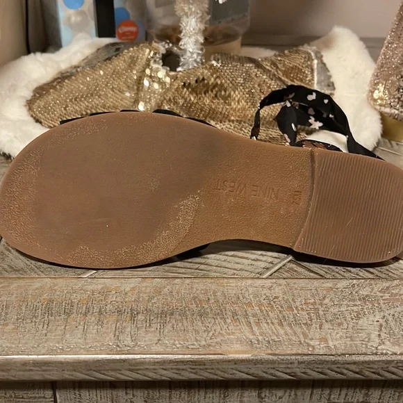 Nine West Wrap Around Sandals - Picture 5 of 6